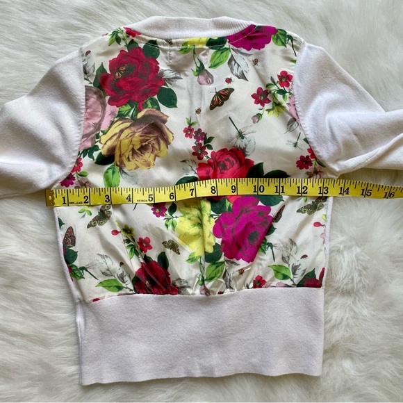 5/$25 Kids Ted Baker Cardigan - Picture 5 of 11